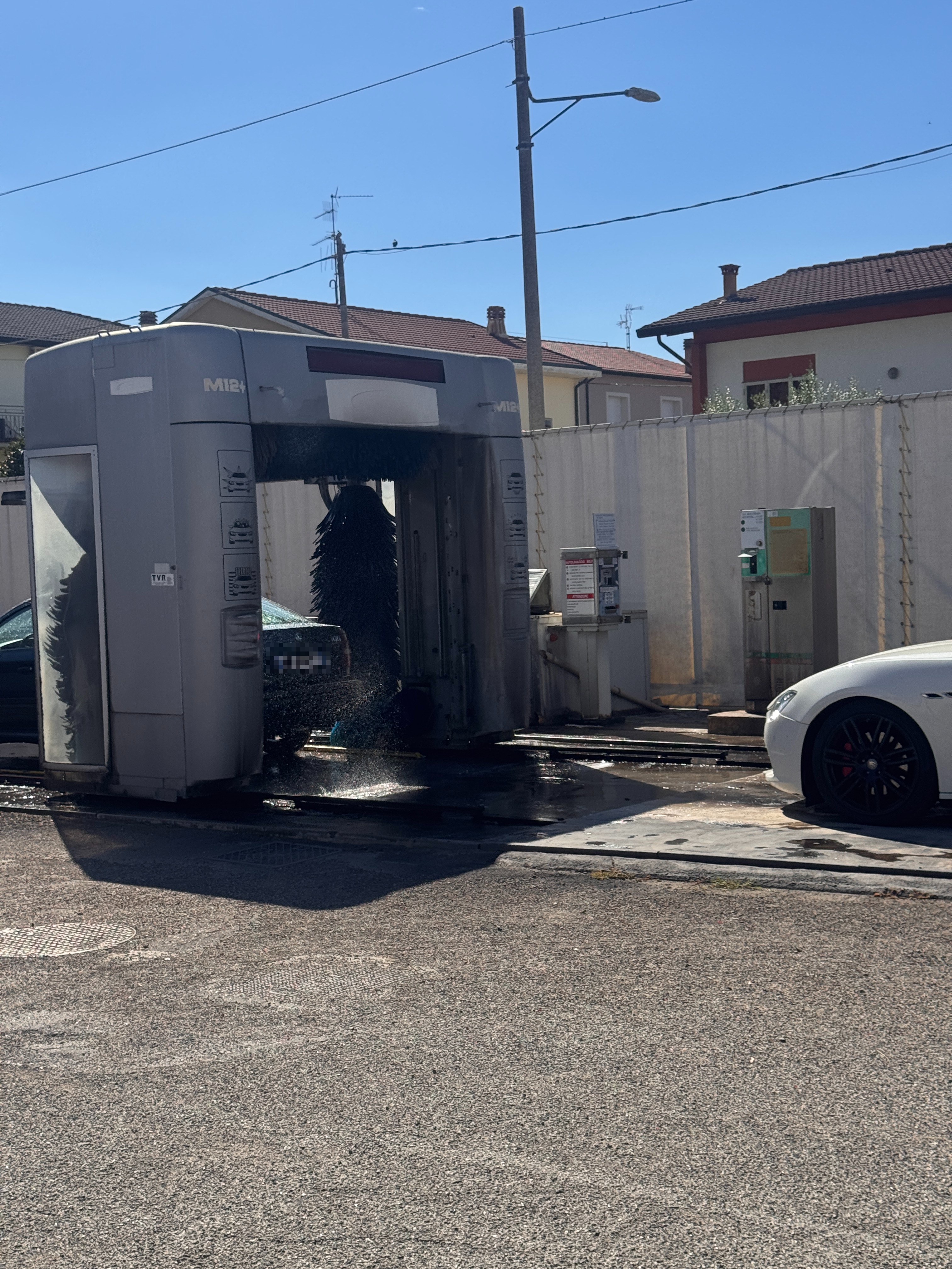 Distributore Esso viale Roma